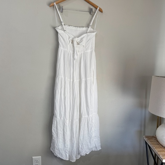 NWT Hollister White Smocked Maxi Dress Medium Long - Picture 4 of 6
